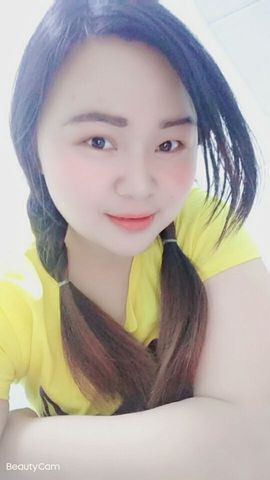 英佳人主播照片
