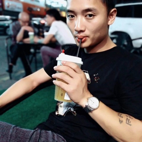 心已破醉主播照片