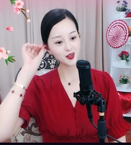 放秋假主播照片