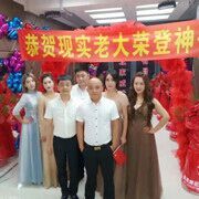 难留一情主播照片