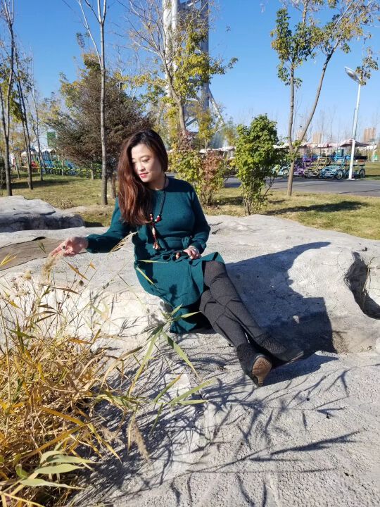 锅包肉很深蓝的主播照片