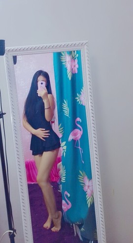 念念等一人主播照片