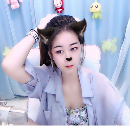 .024，的主播照片