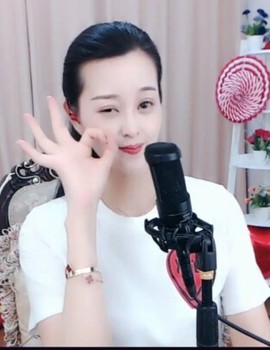放秋假主播照片