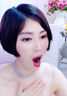 萌萌哒猎手主播照片