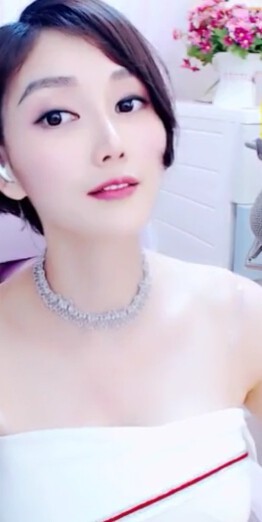 萌萌哒猎手主播照片