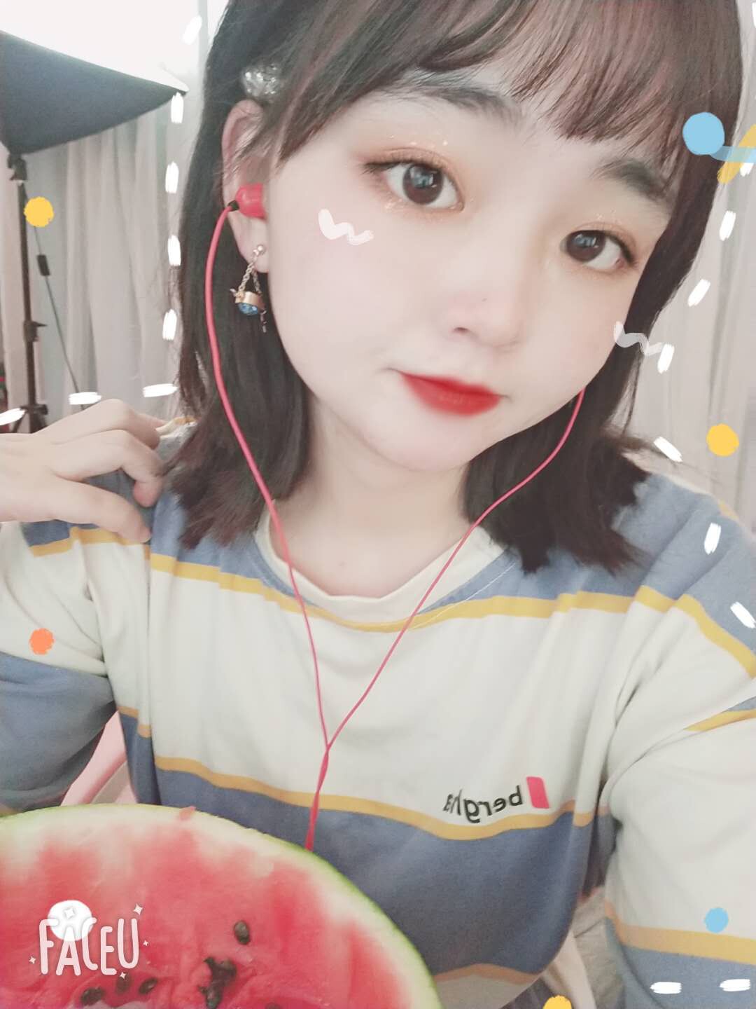 新主播小依元的主播照片