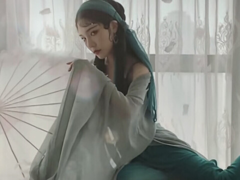 新人🇨🇳楠妹儿海报