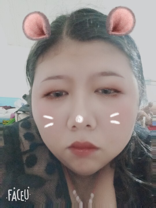 水战家小燕子徐伦小主播照片