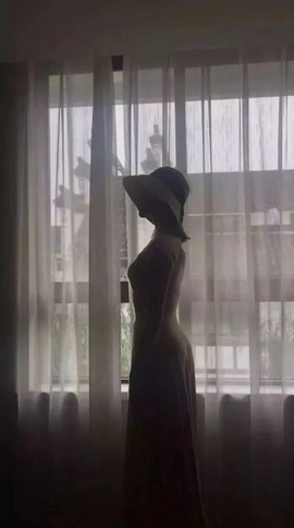 魔法少女郭麒麟主播照片