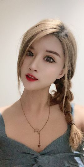 朵哟💛主播照片