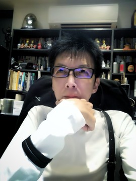 箱子不定時上主播照片