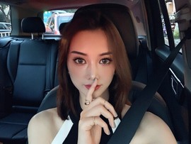 逐光路主播照片