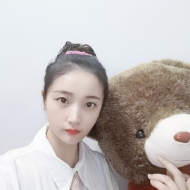 小黛西吖主播照片