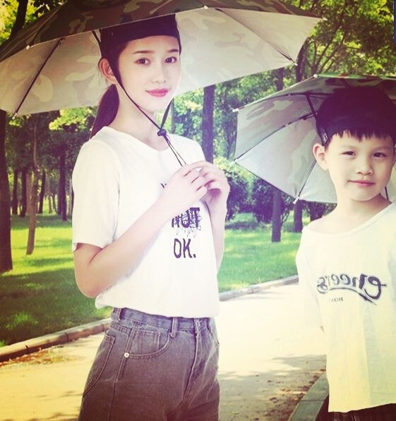 伶伶🍭棋艺🍭心声的主播照片