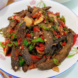 小奶猫谢谢哥哥们主播照片