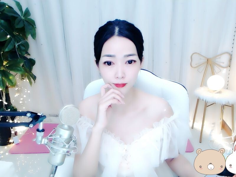、暫退的主播照片