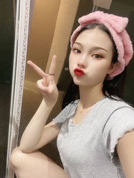 ^_^楚菲菲主播照片