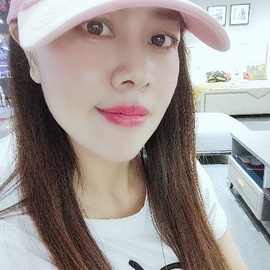 嫣然倾笑主播照片