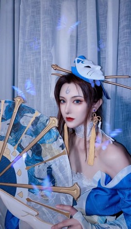 陆七萬主播照片