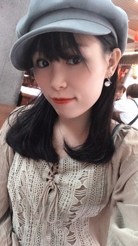綺忆～主播照片