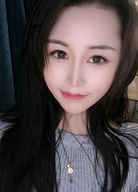 梨莎挺住啊主播照片