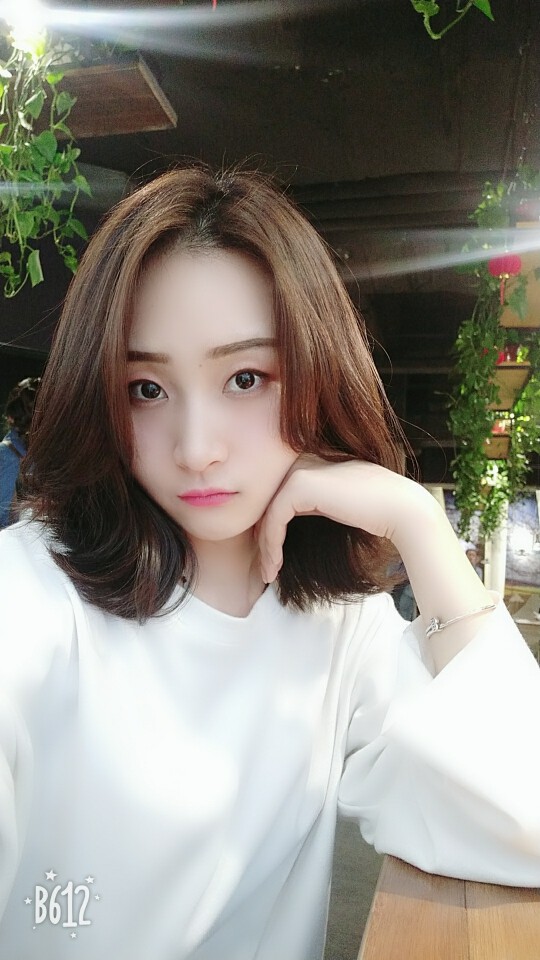 初心520的主播照片