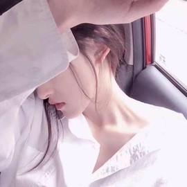 蓝小莓小朋友主播照片