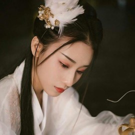 梦落梧桐主播照片