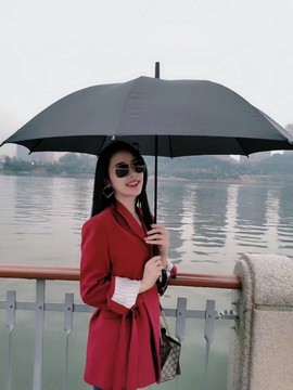 沈叁歲的图片