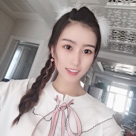 爱笑的YJ主播照片