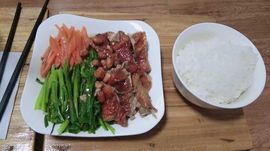 小艾回湖北不定时播主播照片