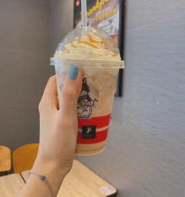 凡音🧡歌手加油主播照片