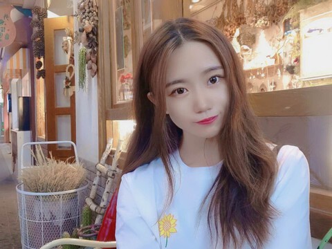 兔曦70bfxy海报