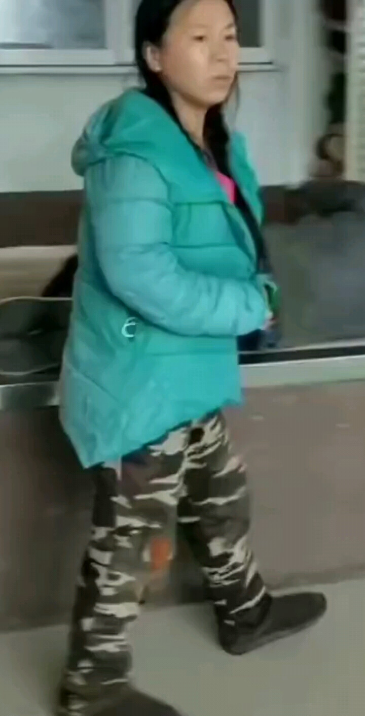 搞笑