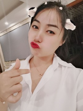 美妞ღ美美美！主播照片