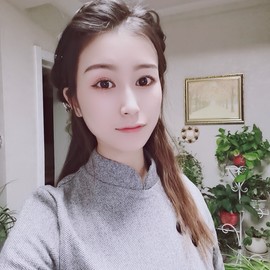爱笑的YJ主播照片