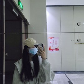 嘿暂离主播照片