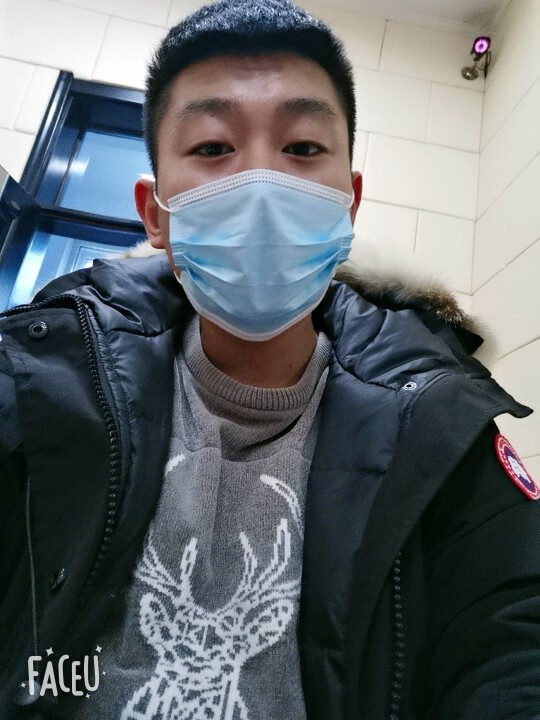 鹤泽儿的主播照片
