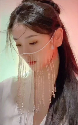 陆七萬主播照片