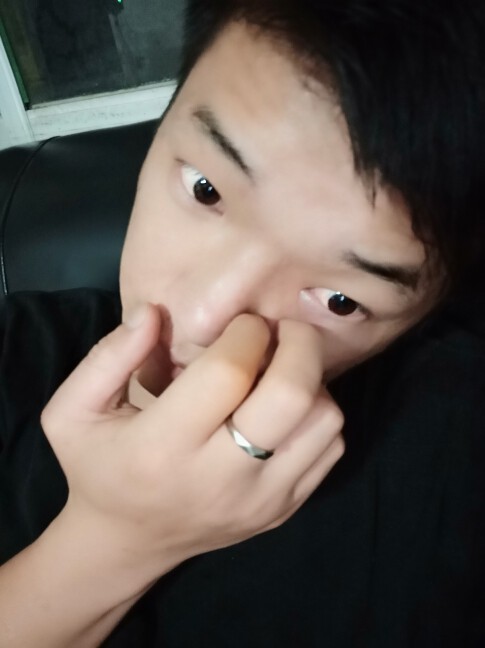 ____silent主播照片