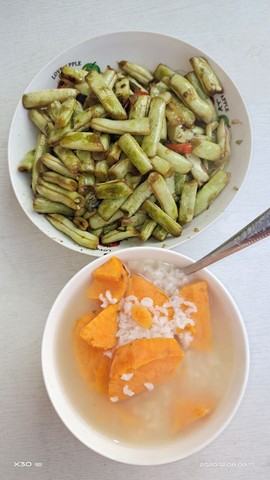 婷妹外卖小姐姐主播照片