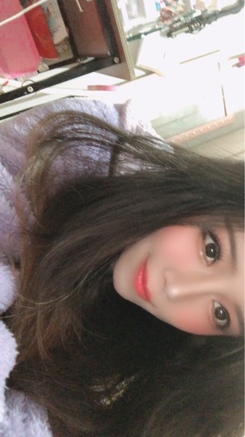 依芝の自闭中主播照片