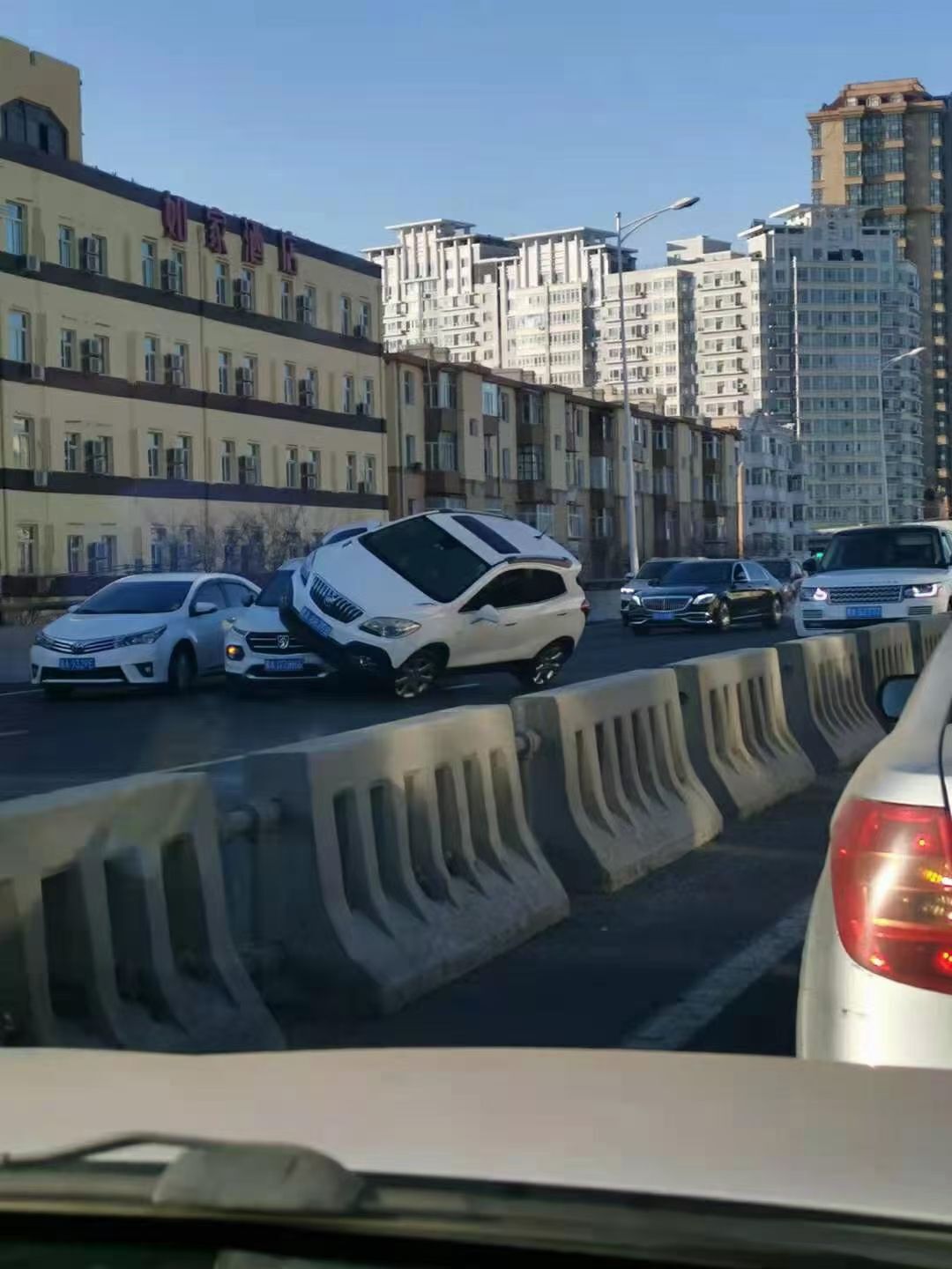 ??歐陸的主播照片