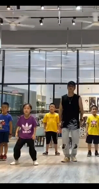 少儿街舞