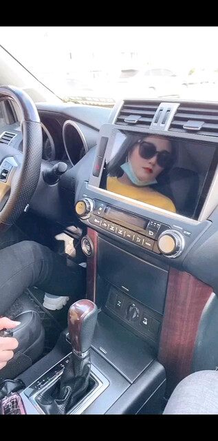 我小姨抢我游戏，我就