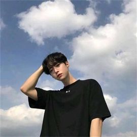 蜜桃⭐主播照片