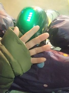 璐璐已换号播哈主播照片