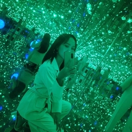 拾流中的女孩主播照片