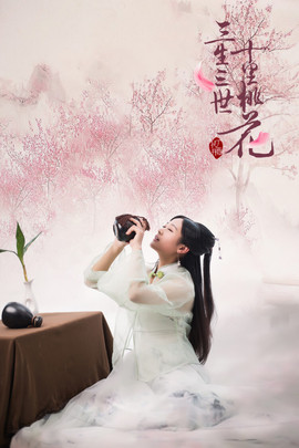 1554611743主播照片